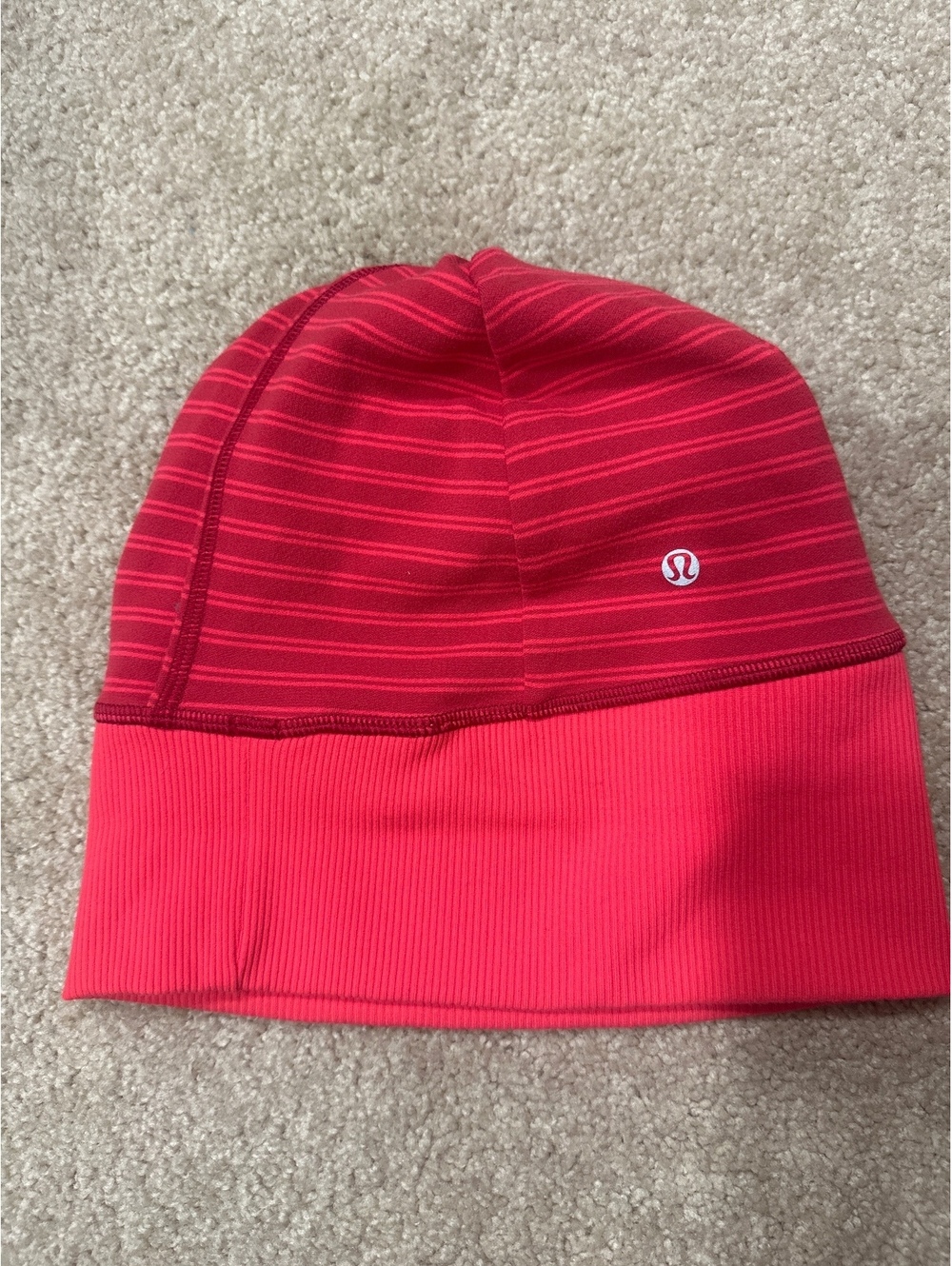 (4)Lululemon Red Striped Performance Beanie Hat Size XS/S